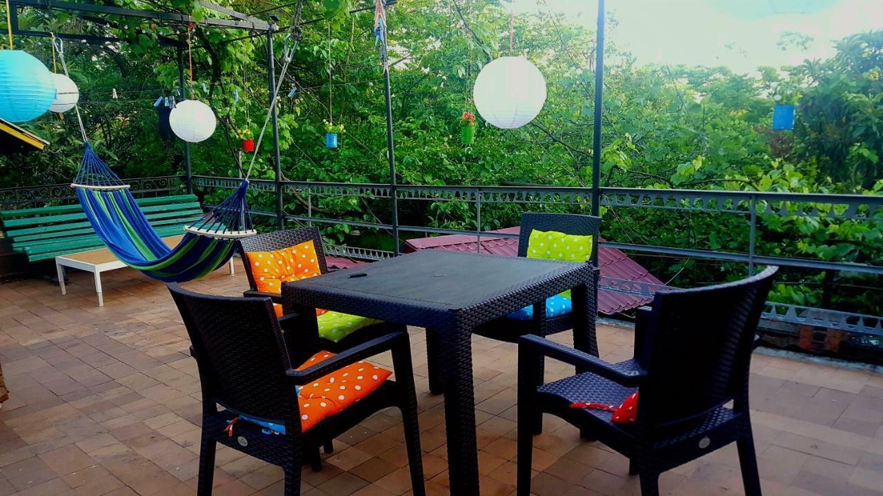 Green House In Batumi Exterior foto