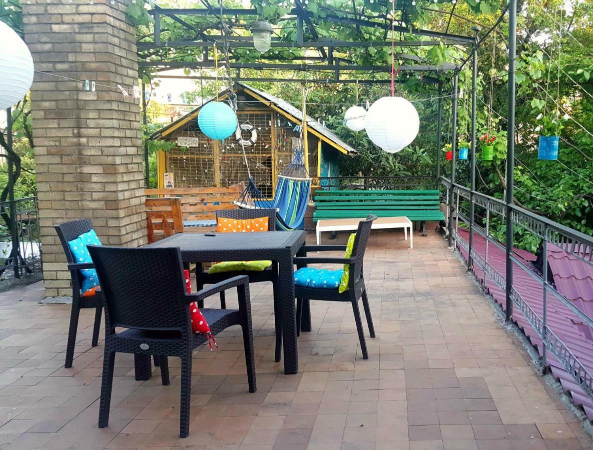 Green House In Batumi Exterior foto